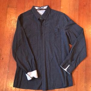 Men’s charcoal grey button down w/ plaid cuffs